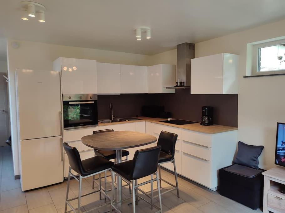 Appartement Dans Un Superbe Quartier Residentiel Namur Exterior foto